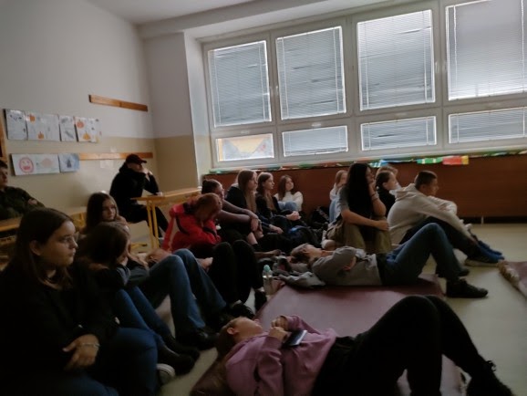 Sledování ekologického filmu SODOMA